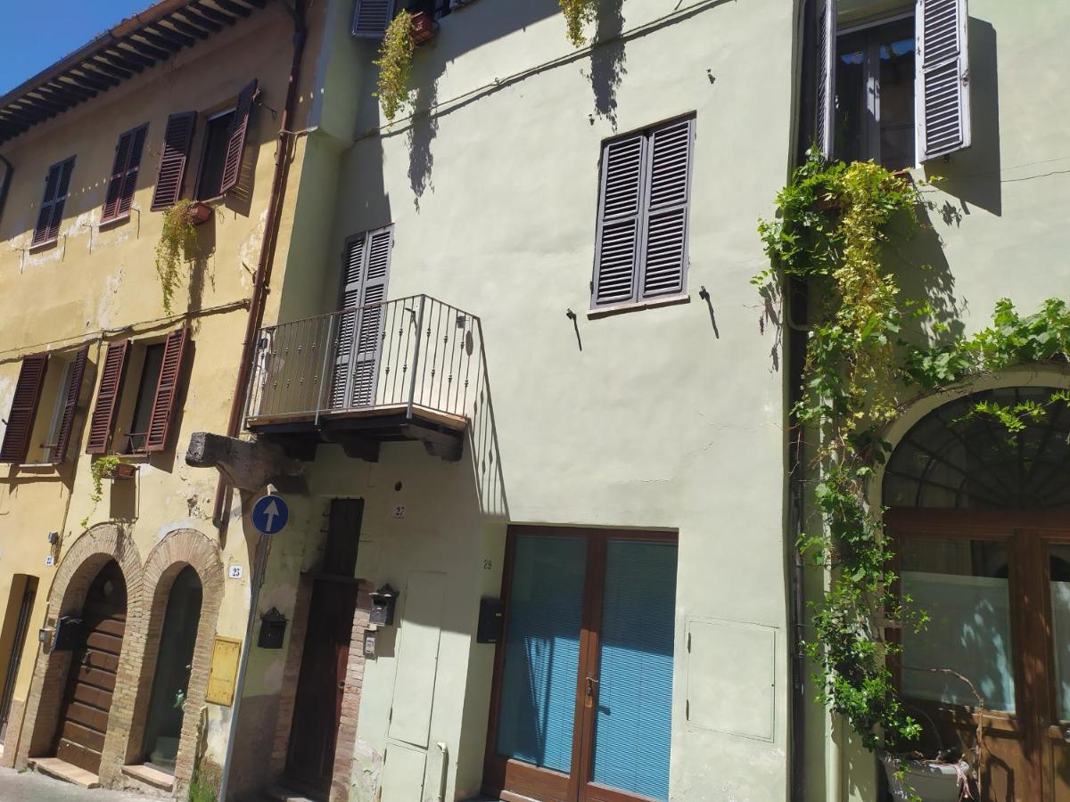 Appartamento Casa di Massimo Spoleto Esterno foto